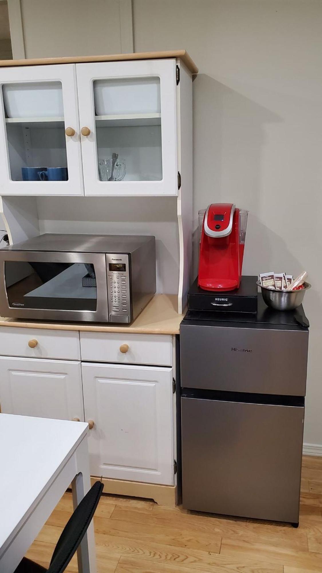 Holiday home 56 Executive Business W Ac 10 Min To Airport Calgary