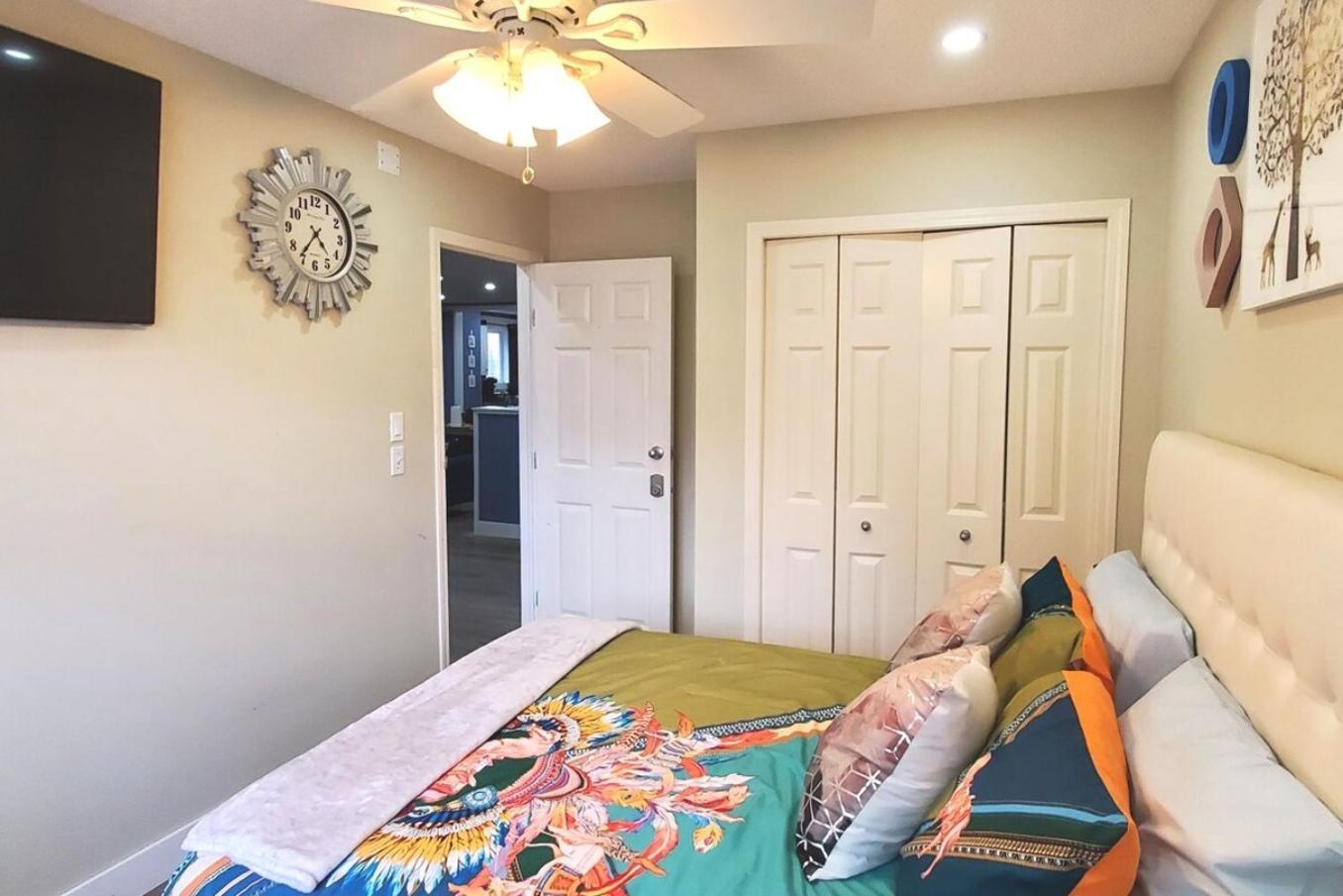 56 Executive Business W Ac 10 Min To Airport Holiday home