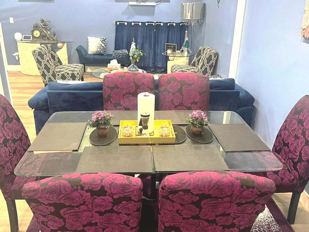 56 Executive Business W Ac 10 Min To Airport Holiday home